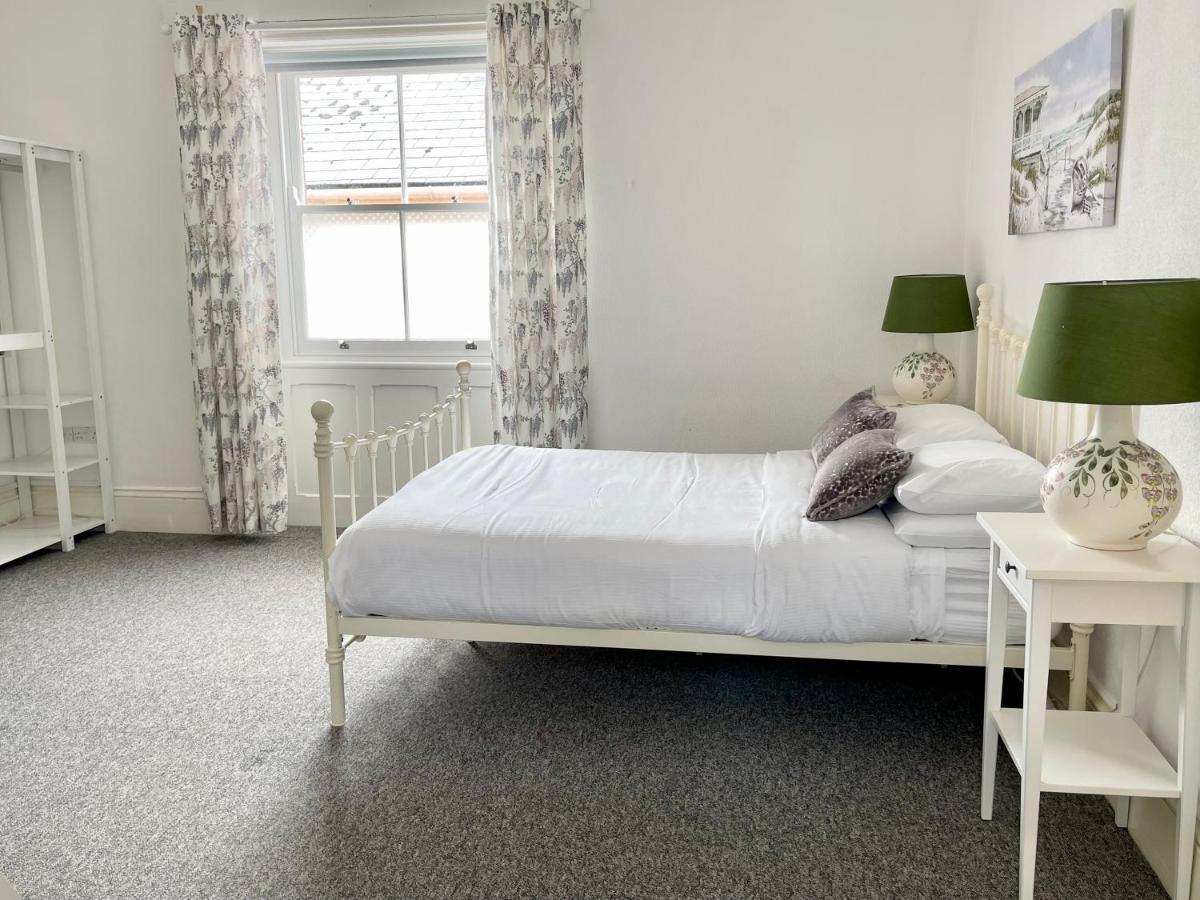 Lord Nelson Hotel Bridport Zewnętrze zdjęcie